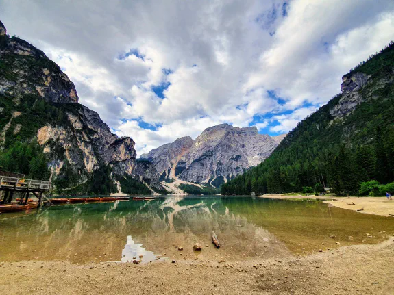 Featured image for page: Staffing services Featured image for page: Staffing services